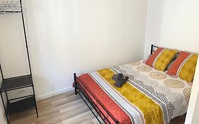 Studio Tout Equipé, Plein Centre Ville De La Bastide